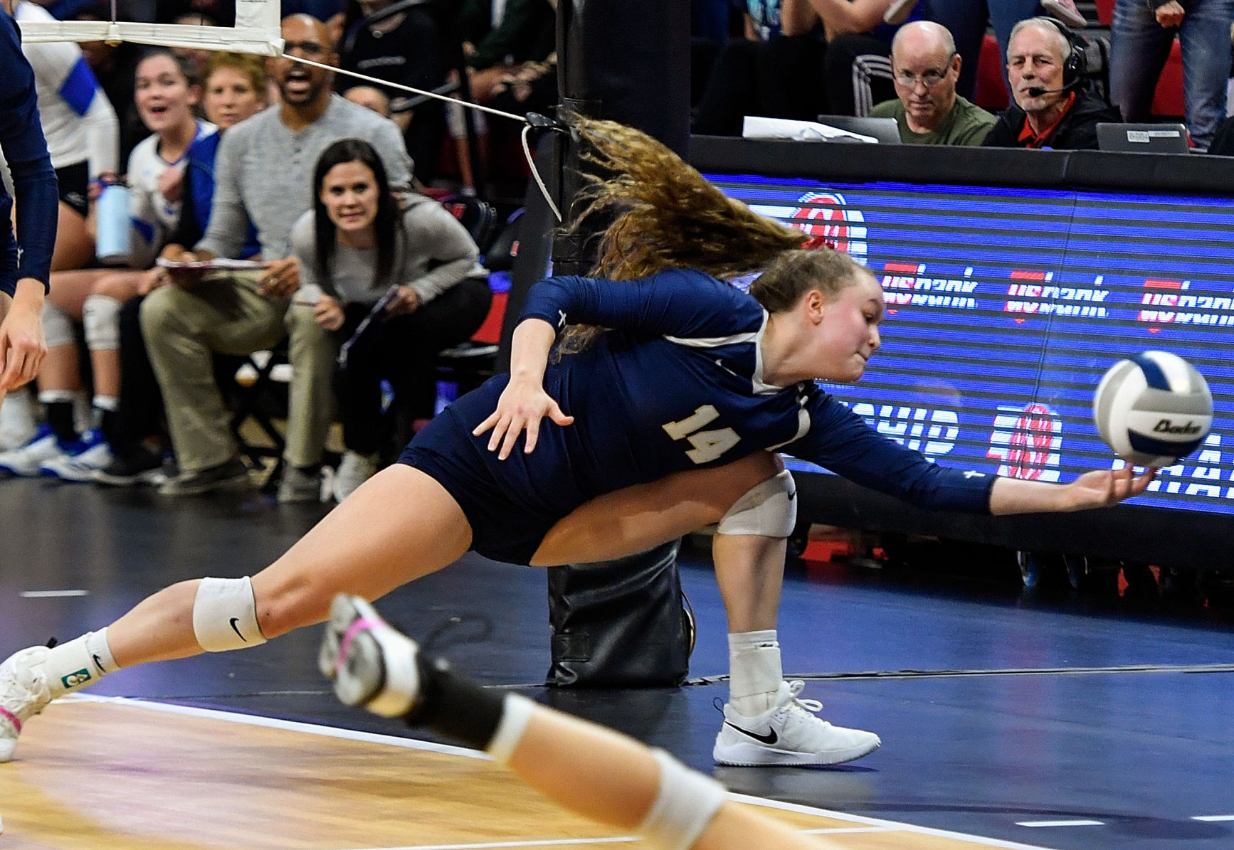 Lincoln Lutheran vs. St. Paul, 11.9